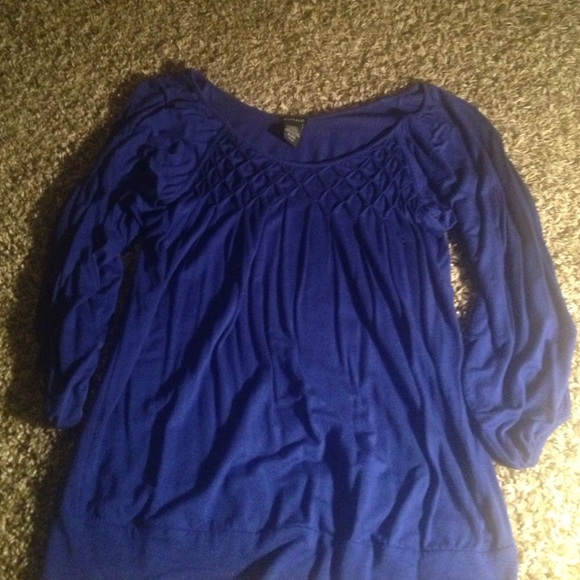 Womens Buffalo top