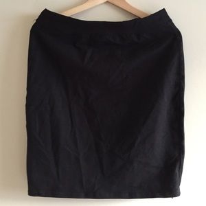 Old Navy stretchy black pencil skirt.