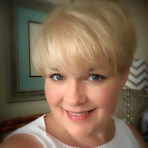 Meet your Posher, Gina