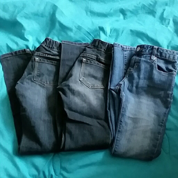 Girls blue and black jeans