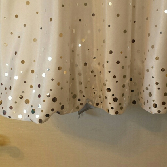 White and silver formal dress - Picture 3 of 3