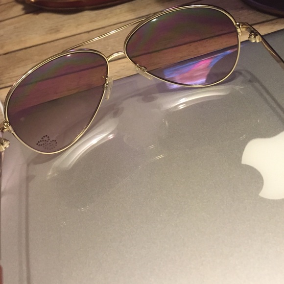 GUESS Sunglasses - Picture 4 of 4