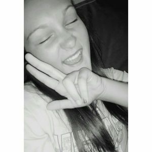 Meet your Posher, Cortney