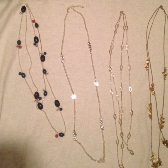 Long necklaces - Picture 2 of 4