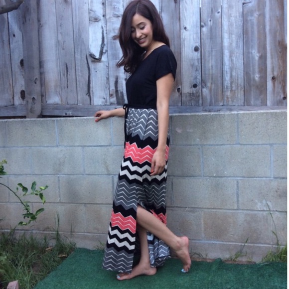 DesignHistory Multi Color Maxi Dress - Picture 2 of 3