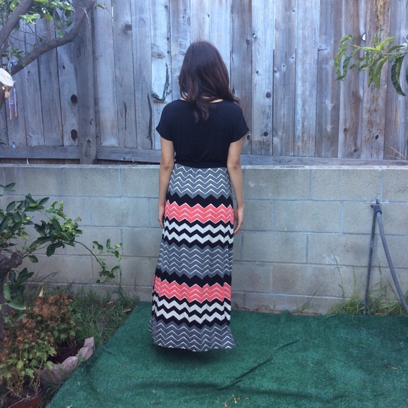 DesignHistory Multi Color Maxi Dress - Picture 3 of 3