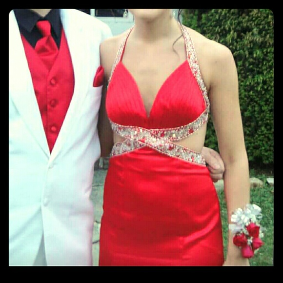 Dress - Picture 1 of 2