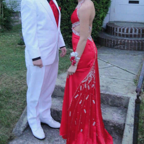 Dress - Picture 2 of 2