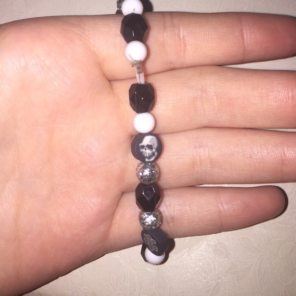 Skull bracelet