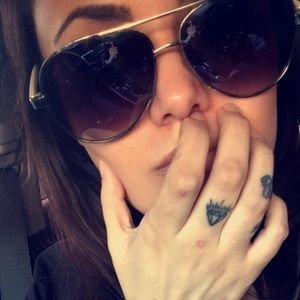 Meet your Posher, Shayne