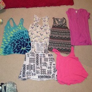 BUNDLE of tanks/shirts