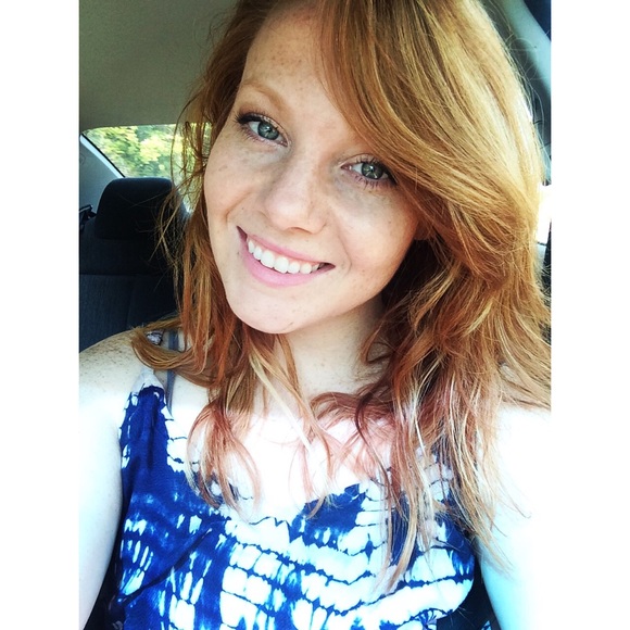 Meet your Posher, Kayla - Picture 1 of 1