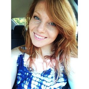 Meet your Posher, Kayla