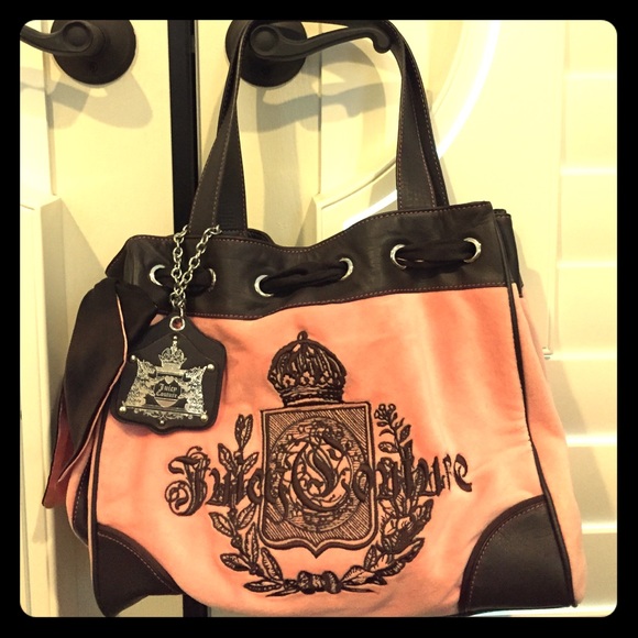 Juicy Couture bag!👛