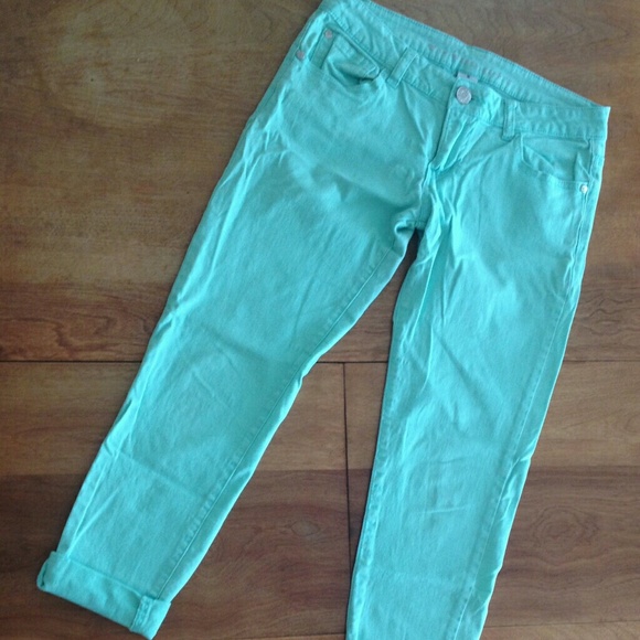 Rue21 Mint Cropped Pants / size 4 - Picture 2 of 2