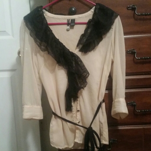 Botton Up Blouse - Picture 2 of 2