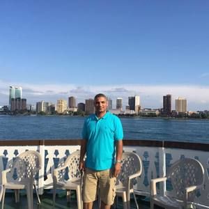 Meet your Posher, Waleed