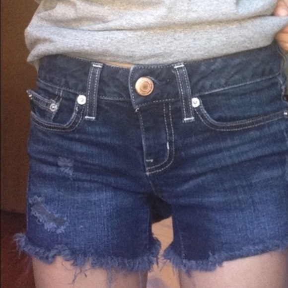 Dark denim American Eagle jean shorts - Picture 1 of 4