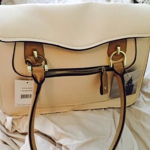 Brand new LONDON fog purse