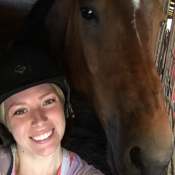 Meet the Posher - Picture 2 of 4