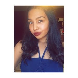 Meet your Posher, Azucena