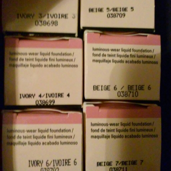 Mary Kay time wise liquid foundation - Picture 3 of 4