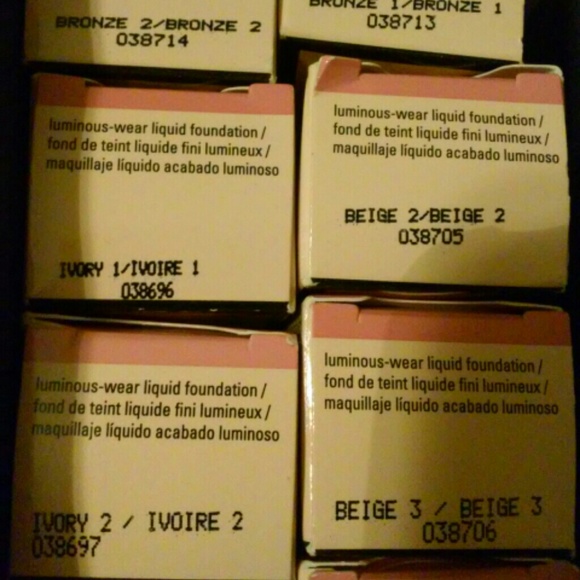 Mary Kay time wise liquid foundation - Picture 4 of 4