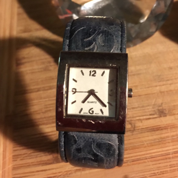 💋 three watches - Picture 2 of 4