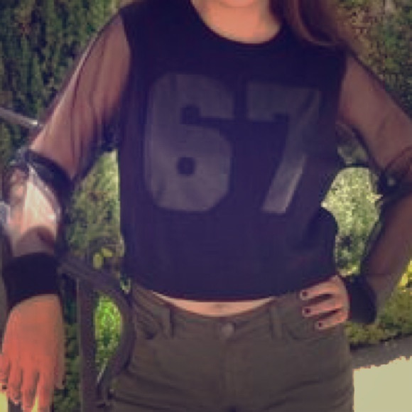 NWOT F21 Cropped Sweater