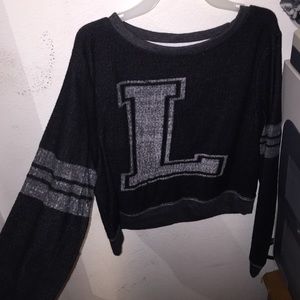 SPORTY KNIT CROP TOP!!