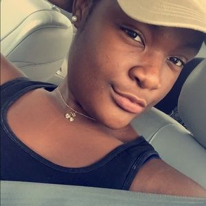 Meet your Posher, Ashli