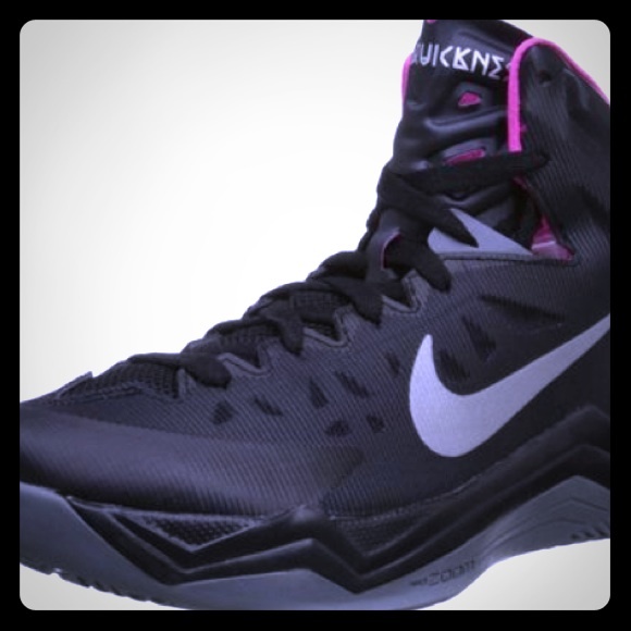 Nike hyperquicknesses