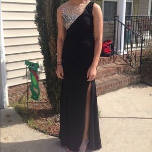 Black prom dress
