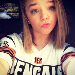 Meet your Posher, Melanie