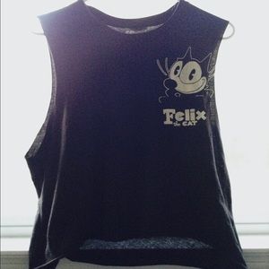 Cat muscle pocketed crop top