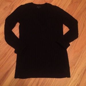 Gap - Black Long Sleeve Sweater
