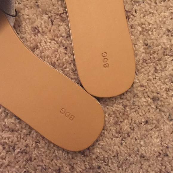 sandals - Picture 3 of 3