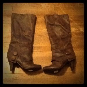 buckle boots 🎀 on hold