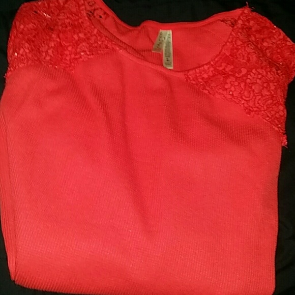 Red blouse - Picture 2 of 2