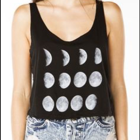 Brandy Melville Cropped Moon Phase Tank - Picture 4 of 4