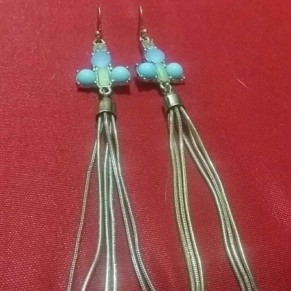 Earings - Picture 2 of 2