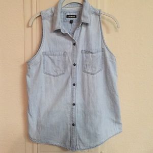 🌀LAST CHANCE - removing tonight🌀Chambray tank