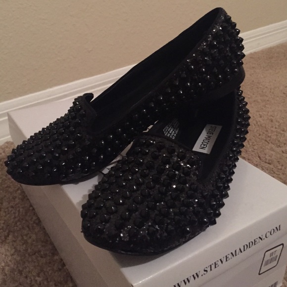 Steve Madden black studly loafers