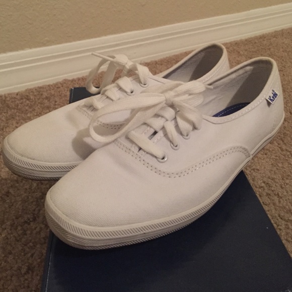 Keds white canvas shoes
