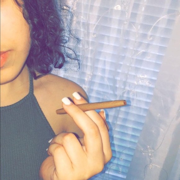 Meet your Posher, Vanessa