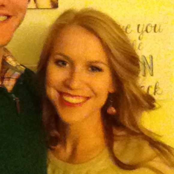 Meet your Posher, Abby