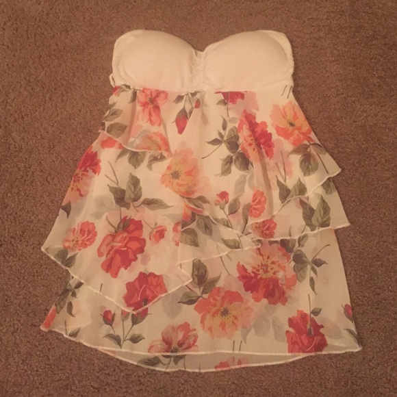 Floral flowy chiffon tube top with sweetheart top