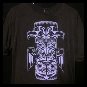 brown tiki t shirt. size men's L