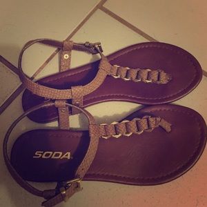 Cute sandals to match with almost everything