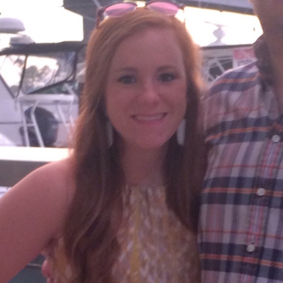 Meet your Posher, Natalie - Picture 1 of 1